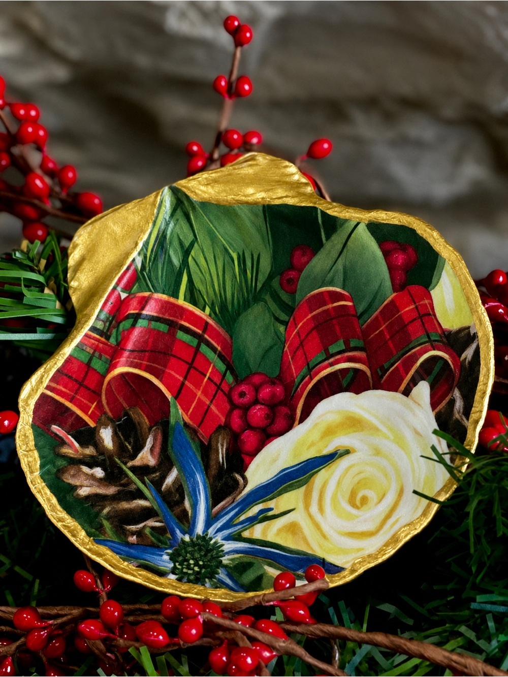 Hand Crafted Scottish Bouquet Trinket Shell Dish 4.5”
